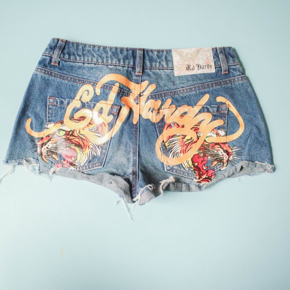 Ed Hardy Y2K Graphic Print Micro Shorts Womens Small Cutoff Mini Tiger Jean Punk